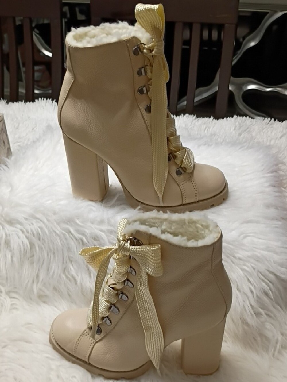 SCHUTZ Zhara Eggshell Lace-Up Faux-Fur Block Heel Combat Moto Ankle Boots 7.5 - Picture 3 of 16
